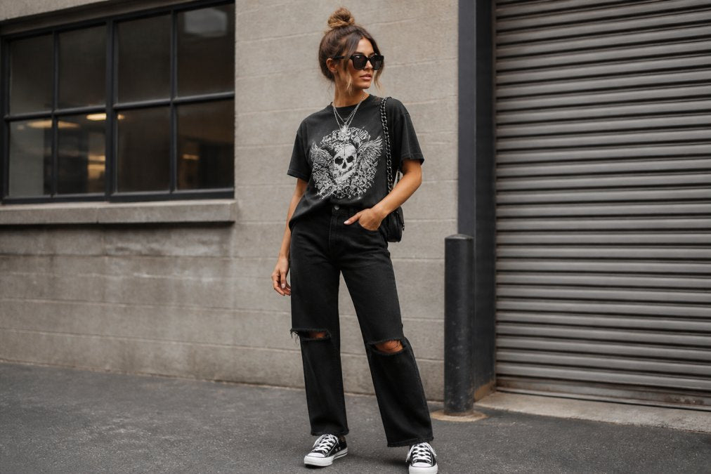 How to Style Edgy Graphic Tees: 7 Outfit Ideas